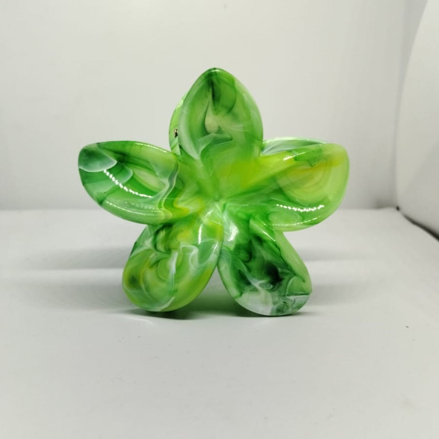 Serraw marble green flower hair clip shaped like a five-petal flower with swirled green shades